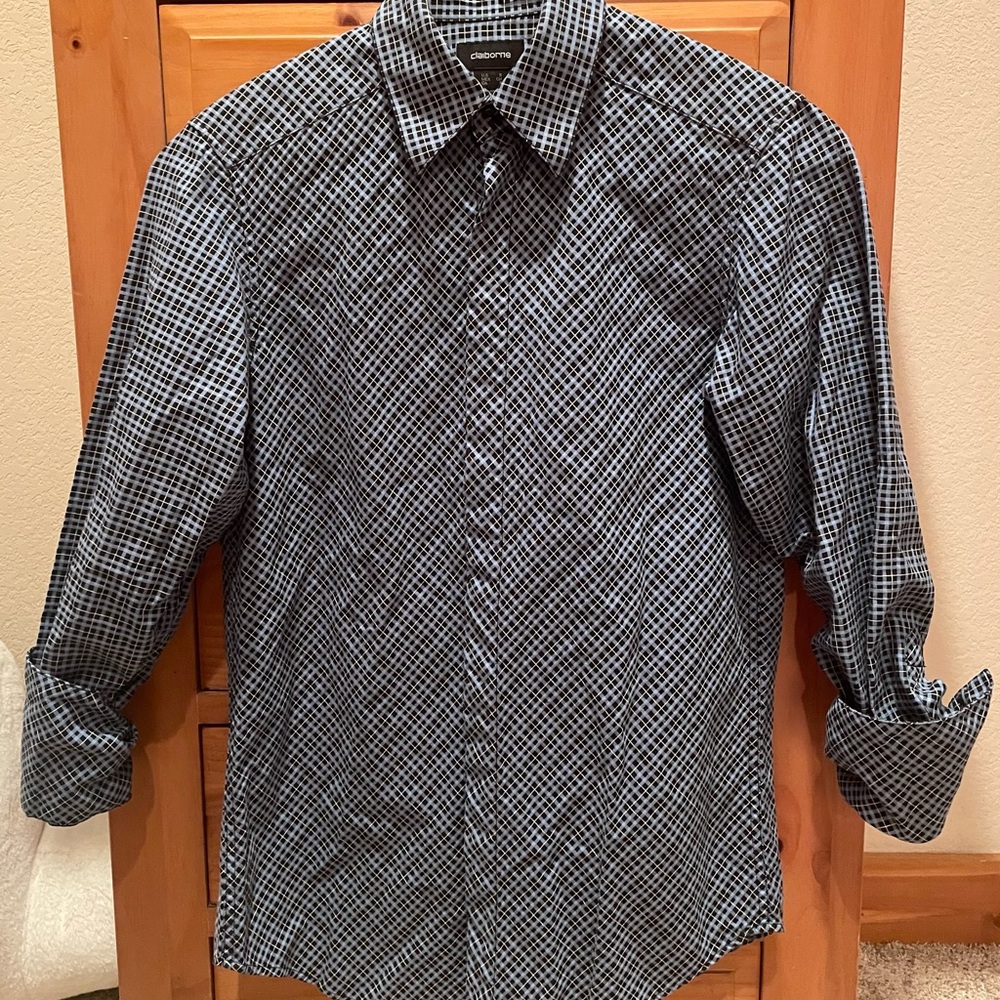 Claiborne Men's Patterned Button-Up Shirt